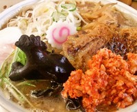 「ブタそば(スネ肉大・太麺)1000円」@MENYA 食い味の道有楽の写真