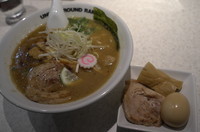 「特製ラーメン　900円」@UNDER GROUND RAMEN REMIXの写真
