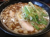 「塩玉とんこつ 850円 替玉サービス」@麺処 福吉 本店の写真