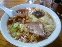 「ワンタンメン　８００円」@来集軒の写真