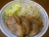 「らーめん（少なめ）￥600＋豚増し￥200＝￥800」@らーめん陸の写真