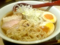 「喜多方ら～めん(塩)+味玉 (750円+100円)」@麺や 七彩 東京駅の写真