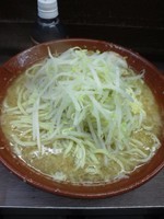 「麺増し(大小)豚入り野菜ニンニク」@ラーメン二郎 横浜関内店の写真