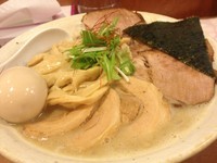 「鶏そばW肉増メンマ増し卵トッピング」@鳥そば 真屋の写真