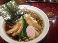 「ととこしょう油ラーメン+サービス茶卵（700円+0円）」@麺ダイニング ととこの写真