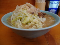 「ラーメン(ニンニク・アブラ)700円」@ラーメン二郎 新橋店の写真