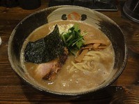 「中華そば750円」@中華そば 椿 蒲田店の写真