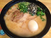 「味玉とんこつ（￥750）」@麺屋 ちゃらんぽらんの写真