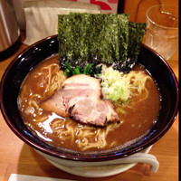 「トンコツラーメン」@ラーメン 桃李路の写真