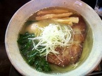 「純塩らぁ麺」@麺らいけんの写真