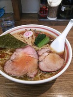 「中華そば　大盛　８００円」@青竹平打ち中華そば 麺壱吉兆の写真
