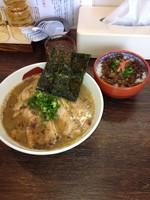「限定豚トロチャーシュー麺&ほぐしチャーシューごはん」@麺屋 三四郎の写真