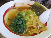 「旨い正油らーめん550円（火曜日チャーシュー+1）」@麺ズクラブ 流山インター店の写真