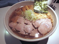 「煮豚そば（醤油）大盛り」@SOBAHOUSE金色不如帰の写真