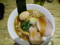 「醤油煮干し味玉そば 790円」@NOODLE STOCK 鶴おかの写真