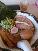 「濃厚中華そば」@ブロンソンの写真