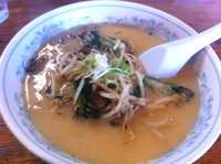 「味噌らーめん 650円」@日の出製麺所の写真