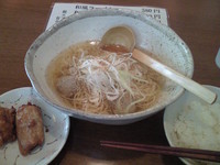 「和風ラーメン￥580+鳥唐揚二個￥100+小ﾗｲｽ無料」@味遊酒房 花ひらいての写真