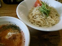 「【春期限定】スパイシートマトつけ麺（中盛同額）800円」@麺道つけ麺 釜照の写真