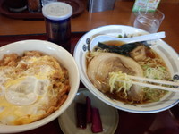 「かき揚げ丼セット670円」@山田うどん 赤井店の写真