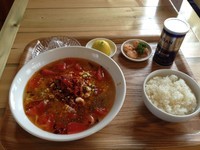 「トムヤムクンラーメン（焼きエビ、レモン、ライス付き）980円」@あたりやの写真