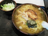 「ラーメン（大盛り）」@レストハウス 国界の写真