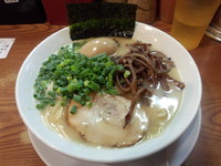 「ラーメン　バリカタ(650)＋味玉(100)」@博多長浜らーめん ぼたん 高田馬場店の写真