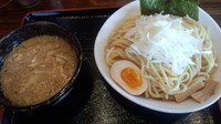 「銀つけ麺300g750円+白ネギ」@東京背脂 銀の豚の写真