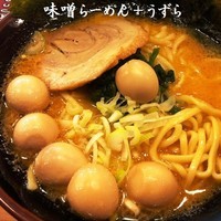 「味噌らーめん 720円＋うずら 100円」@横浜家系ラーメン たくみ家 牛久店の写真