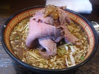 「和風牛そばかつおくんローストビーフ８５０円＋肉増し２００円」@ぐるまん野州男の写真