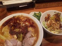 「辛辛濃菜麺+麺大盛+カラベジ+パクチー+ジンジャーハイボール」@濃菜麺 井の庄の写真