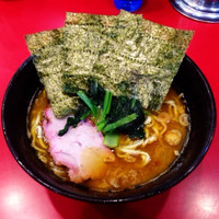 「ラーメン ¥640」@家系総本山 ラーメン吉村家の写真