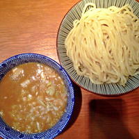 「濃厚つけ麺 大盛＋玉ねぎ増し」@麺や百日紅の写真