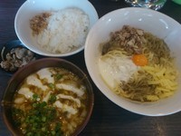 「【5月限定】カレボナーラ和えつけチーズ＋半ライス＝￥1000」@麺処 ほん田 nijiの写真