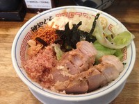 「冷やしまぜそば 肉増しＷ ニンニク入り」@麺屋 神やぐらの写真