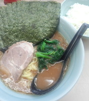「海苔増しラーメン」@横浜家系ラーメン田中の写真