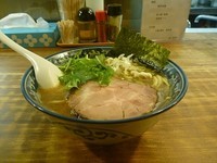 「醤油ラーメン　並盛」@麺屋 翔丸の写真