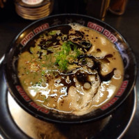 「黒とんこつラーメン ¥650」@がむしゃら 東京中野店の写真
