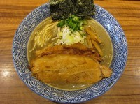 「濃厚煮干そばチャーシュー（９５０円）」@煮干中華ソバ 宮庵の写真