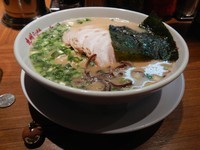 「チャーシューメン+替玉」@九州ラーメン つばめ軒の写真