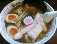 「わんたんそば＋味玉」@二代目 にゃがにゃが亭の写真