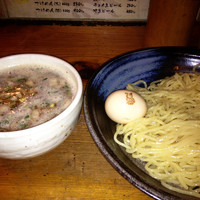 「つけめん¥750＋半熟味付け玉子（ランチサービス）」@鶏の穴の写真