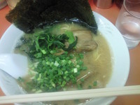 「ラーメン(並)細麺￥600」@鹿島家 黄金町店の写真