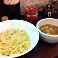 「つけ麺中700円」@つけ麺 HERO'Sの写真
