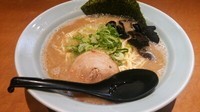 「長浜ラーメン（普通）」@長浜らーめん 八王子店の写真