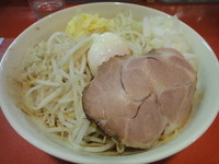 「【曜日限定】まぜそば・麺増し」@麺屋しのはら 三日月食堂の写真