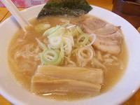 「らーめん」@魚介とんこつらーめん 晴れ空の写真