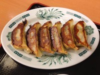 「餃子（単品だと￥200）」@日高屋 小田急マルシェ大和店の写真