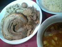 「小つけ麺豚入り(ラー油少なめ) 巻きチャー ニンニク少し」@蓮爾 登戸店の写真