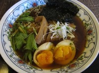 「小宮山ラーメン・細麺（６５０円）」@居處 小宮山の写真
